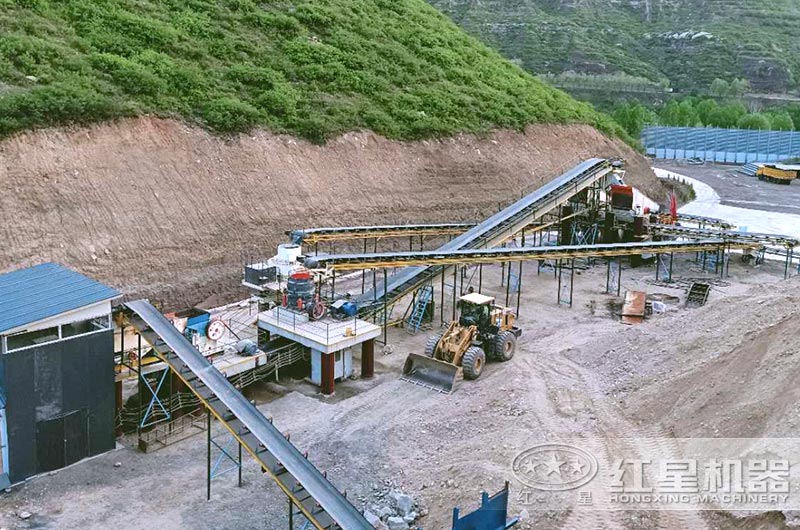破碎機成套生產線作業現場