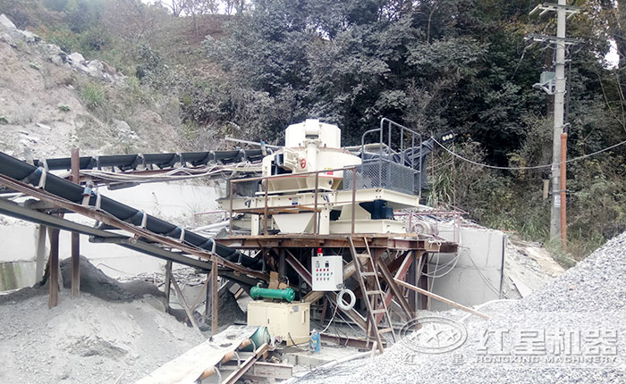 鵝卵石制沙機作業現場