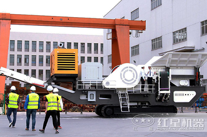 客戶到紅星機器廠區參觀建筑垃圾處理設備