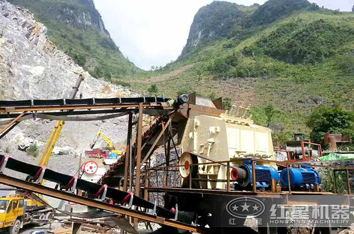 紅星用戶建筑垃圾混凝土碎石加工現場